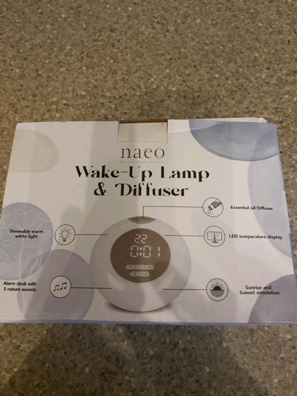 Naeo Wake - Up Lamp & Diffuser