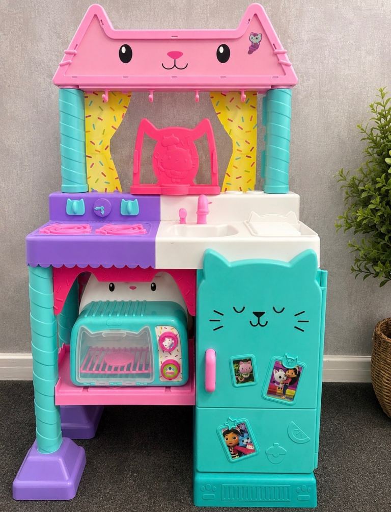 Children's Play hey gabby Kitchen Cat-Themed Toy – Good Condition