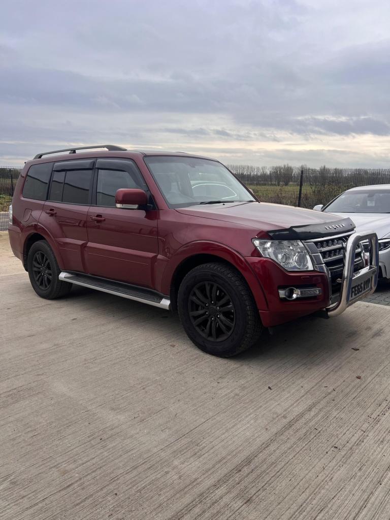 image for  Mitsubishi Shogun 3.2 DI-DC SG3 Auto 4WD Euro 6 5dr LWB Diesel Automatic