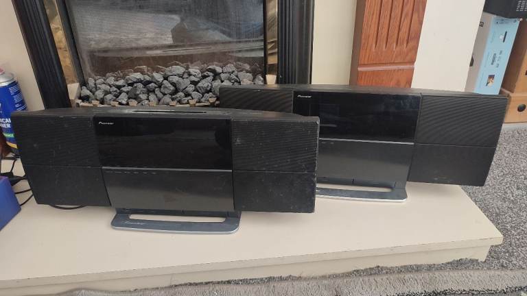 Pioneer X SMC1 K, X SMC3 K Home Audio System.