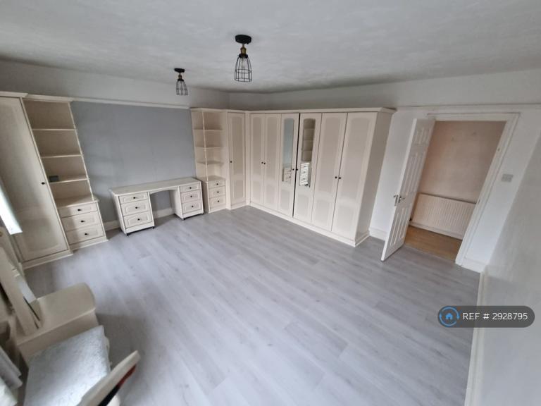 2 bedroom flat in Wath On Dearne, Rotherham, S63 (2 bed) (#2928795)