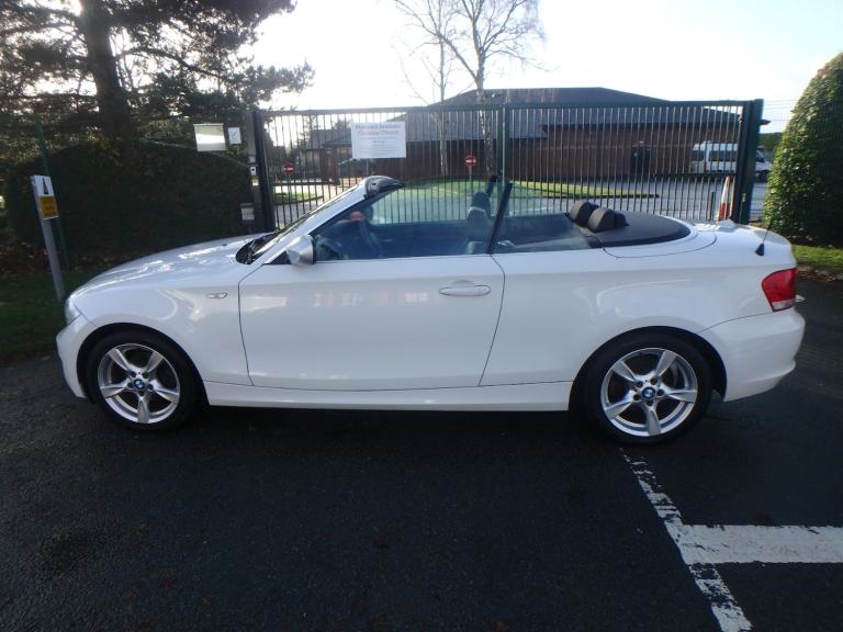 2013 BMW 1 Series 118i Exclusive Edition 2dr CONVERTIBLE Petrol Manual