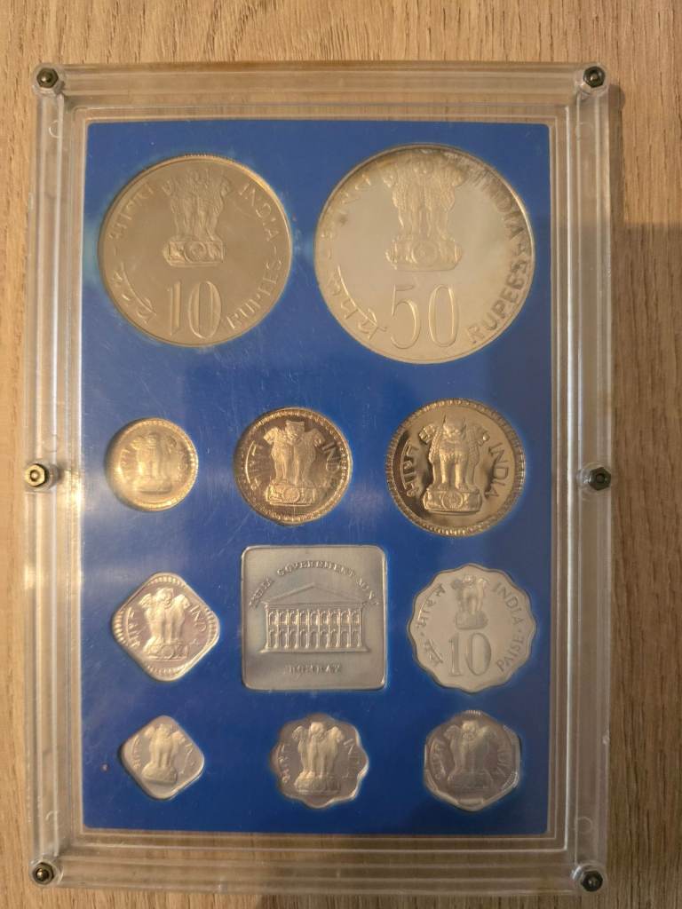 1975 Bombay Government Mint Commemorative Coins Set India. Accepting reasonable offers.
