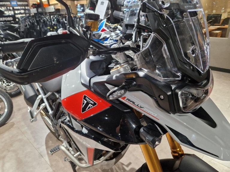 TRIUMPH TIGER 900 RALLY PRO