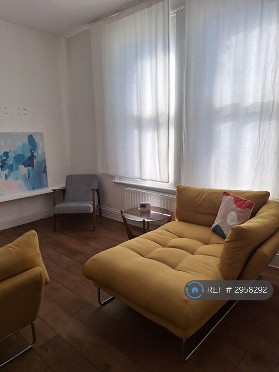 2 bedroom flat in Campden, London, CR2 (2 bed) (#2958292)