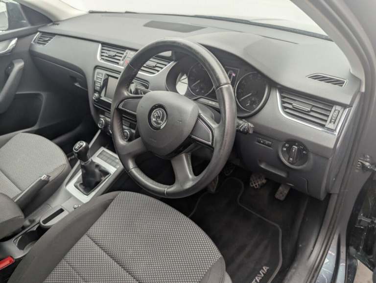 2015 Skoda Octavia 1.4 TSI SE Estate 5dr Petrol Manual Euro 5 (s/s) (140 ps) - ALLOY, BLUETOOT ES...