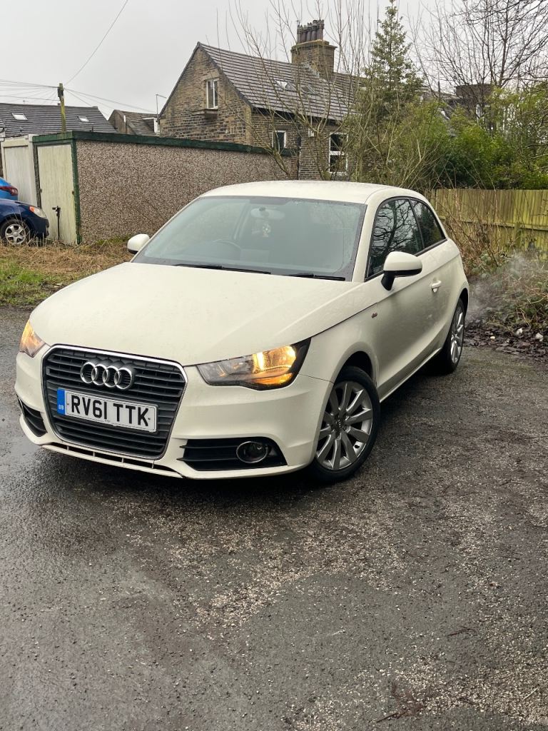 Audi, A1, Hatchback, 2011, Manual, 1598 (cc), 3 doors