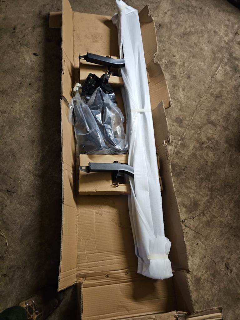 Range Rover L322 vogue brand new side steps never used still boxed