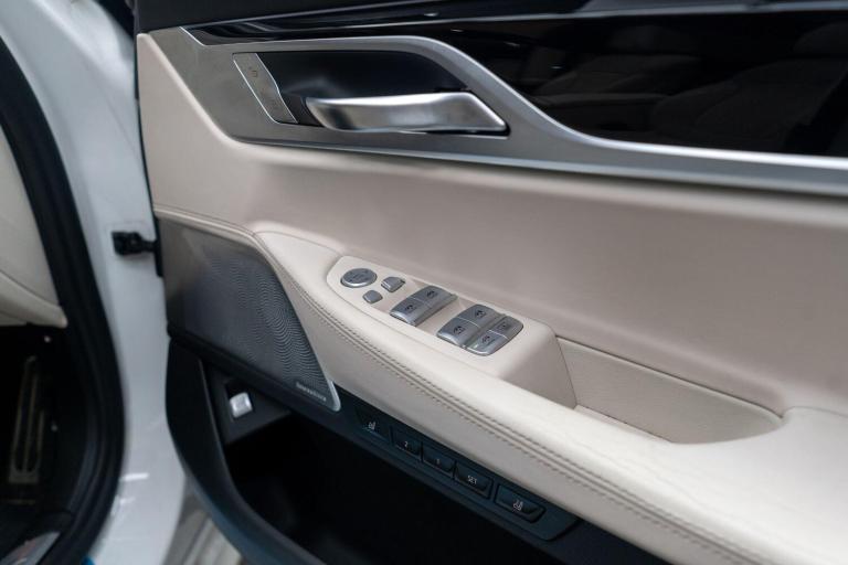  BMW 7 Series 3.0 745Le 12kWh M Sport Auto xDrive Euro 6 (s/s) 4dr Petrol/Electric Hybrid Automatic