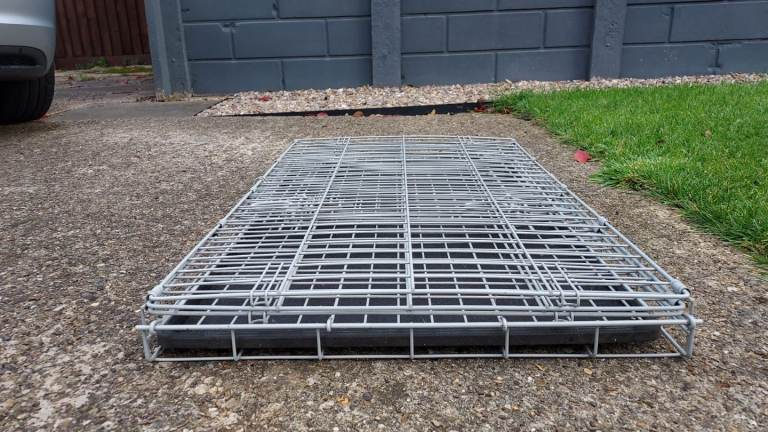 Dog crate
