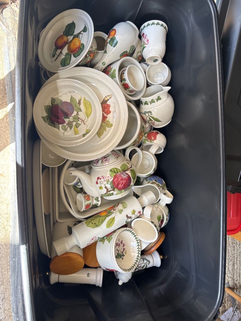 Job lot of Portmeirion tableware / crockery 