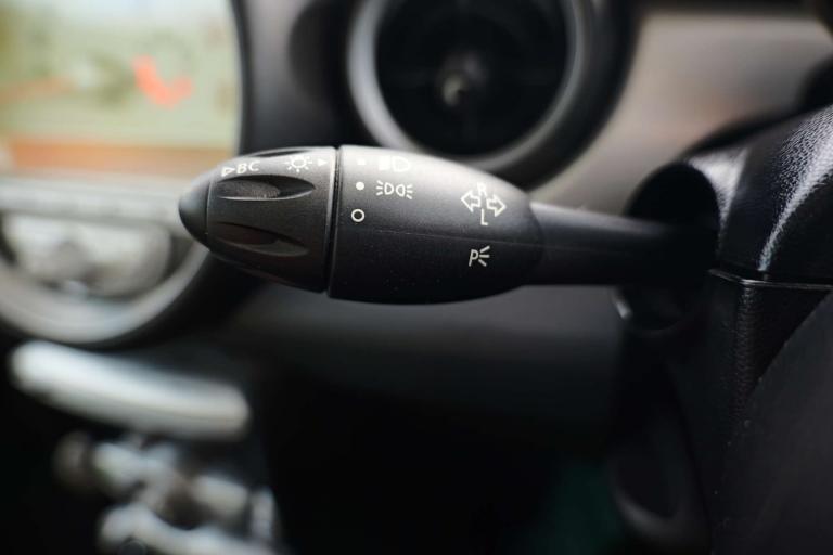 2008 MINI Hatch 1.4 One 3dr Hatchback Petrol Manual