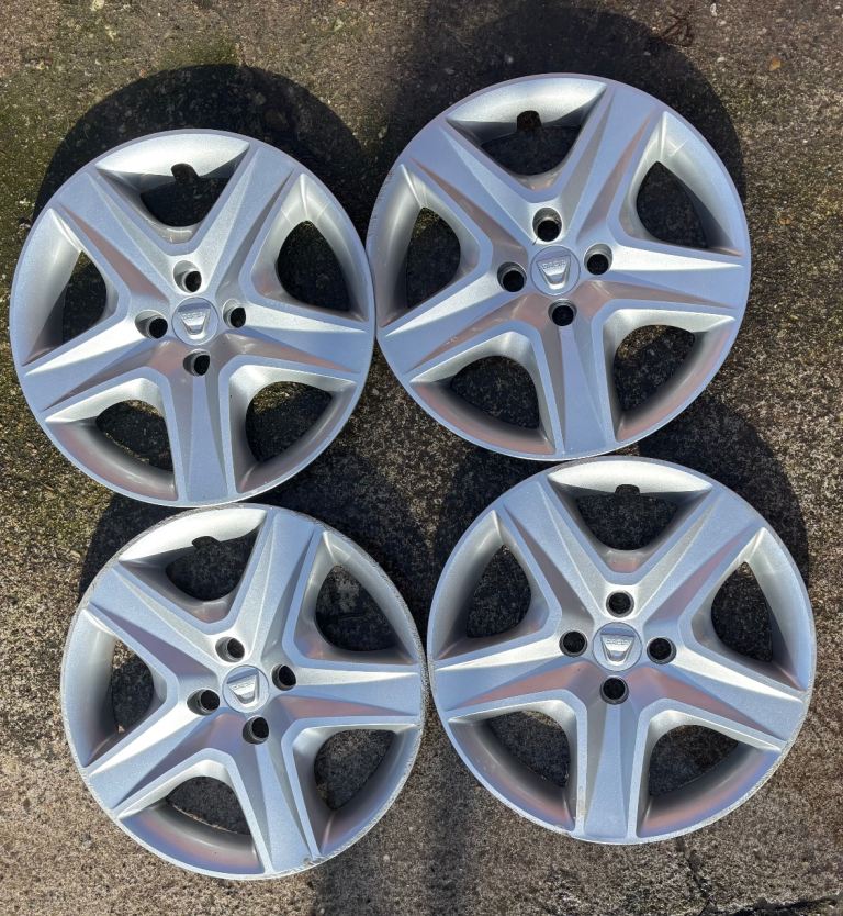 16 inch Dacia wheel trims