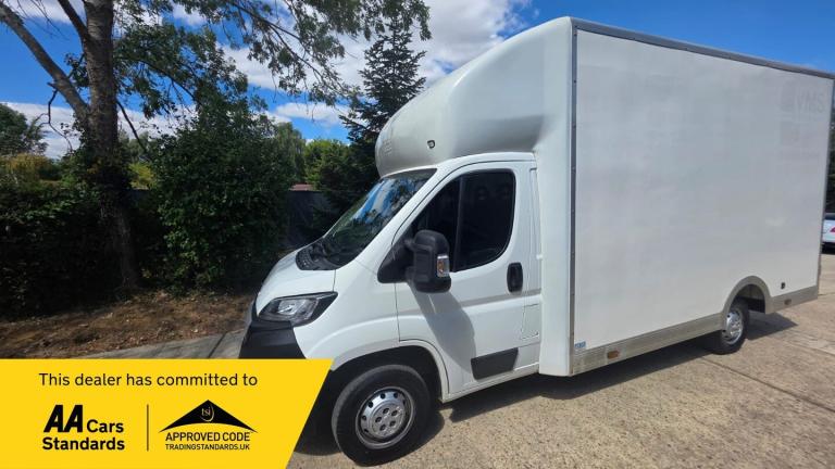 2021 Peugeot Boxer 2.2 BlueHDi LOW LOADER LUTON 165ps Plus Dropwell Luton Diesel Manual