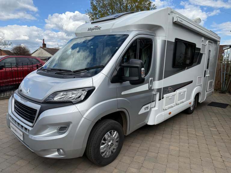 Elddis Majestic 175 Two Berth End Bathroom Large Lounge 2021 model