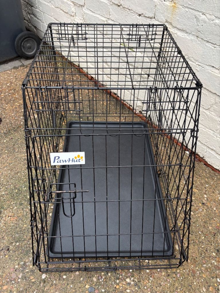 Dog crate for car