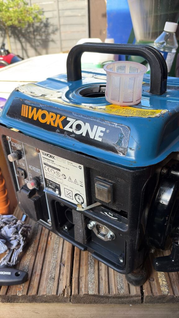 WORKZONE Portable Generator – Good Condition