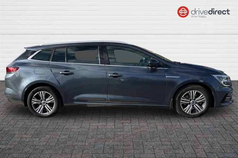 2022 Renault Megane 1.6 E-TECH PHEV 160 Iconic 5dr Auto ESTATE PETROL/ELECTRIC Automatic