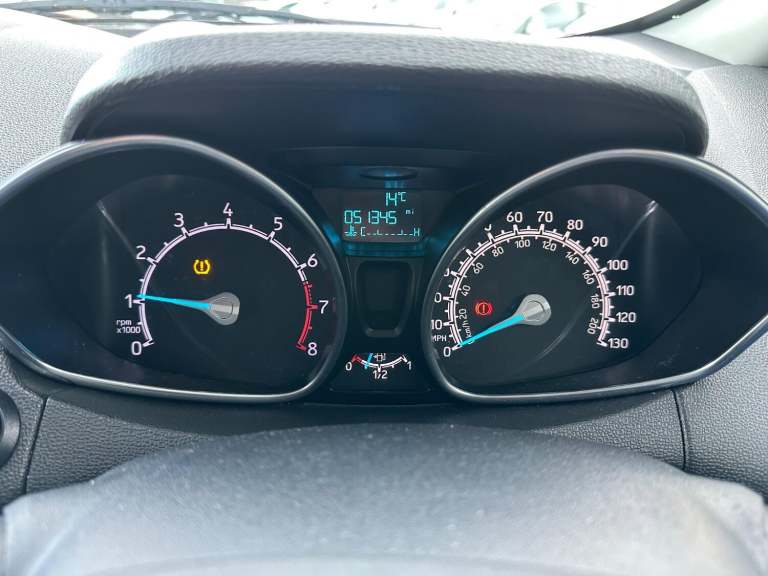 FINANCE AVAILABLE 2017 FORD ECOSPORT 1.0 ECOBOOST 5 DOORS 6 MONTHS WARRANTY