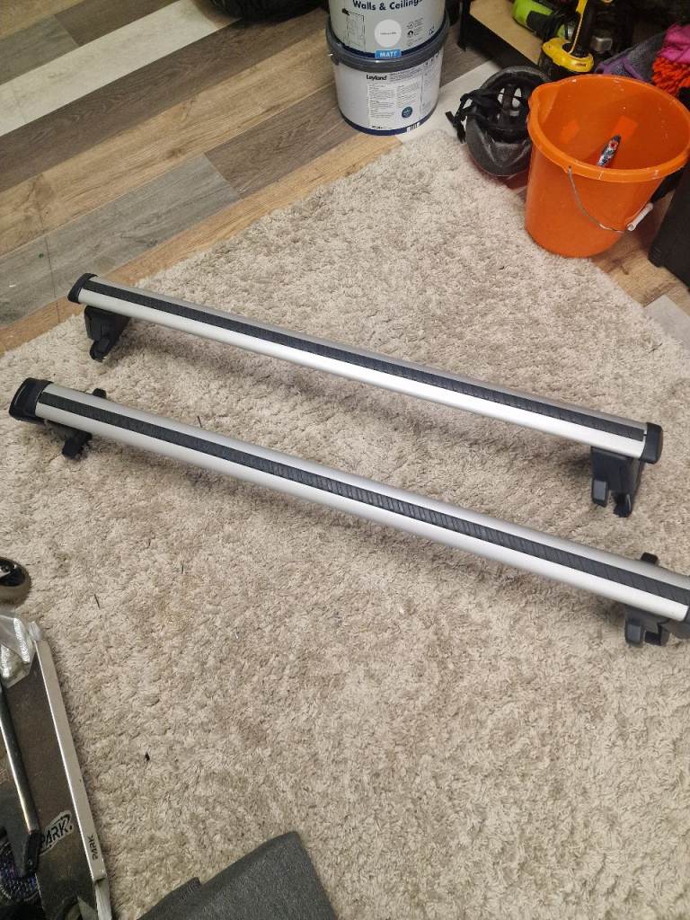 Audi A3 roof bars