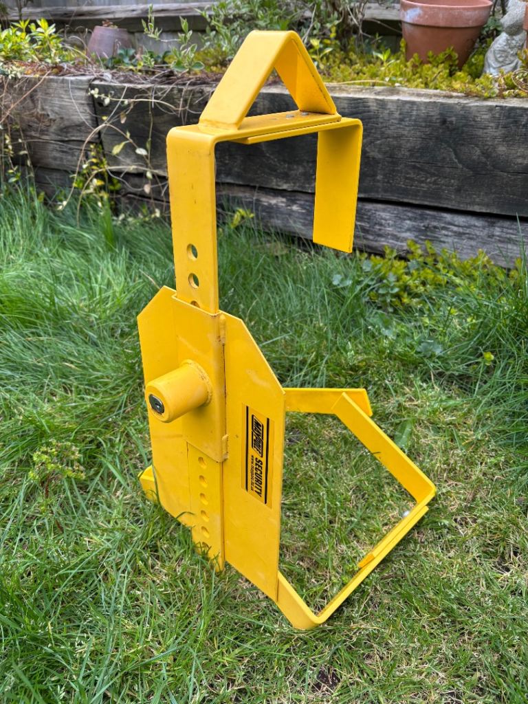 Security Wheel Clamp (Caravan / Trailer)