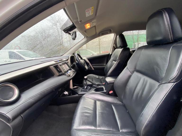 2013 Toyota RAV4 2.2 D-4D Invincible 4WD Euro 5 5dr ESTATE Diesel Manual