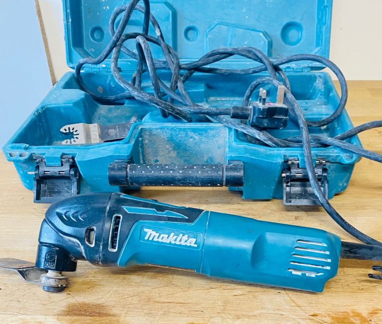 Makita TM3000C 110v Oscillating Multi Tool 