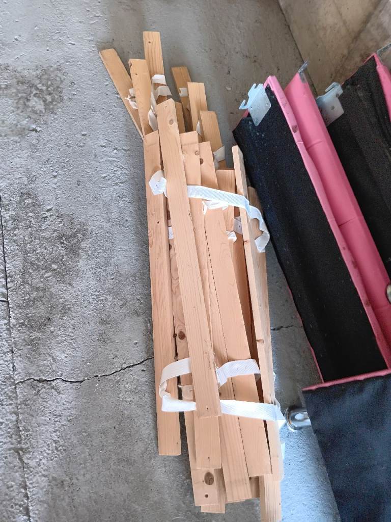 Single Bed Slats – Good Condition