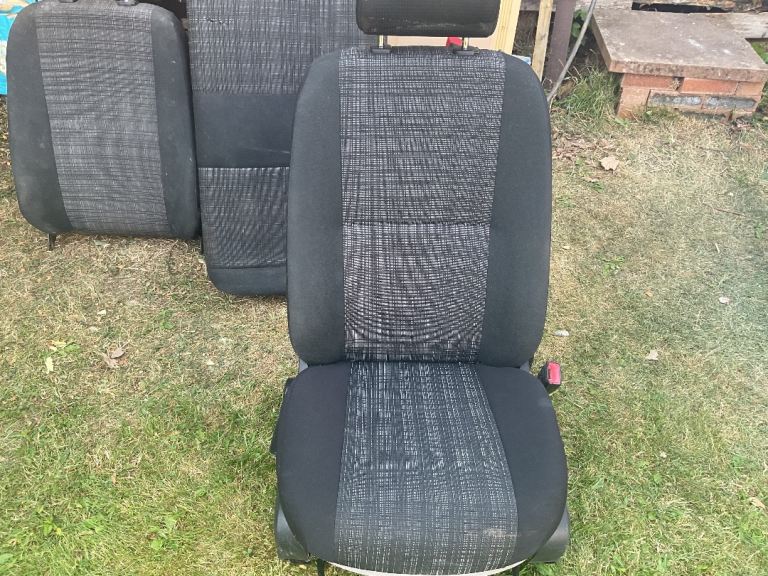 Mercedes sprinter drivers seat