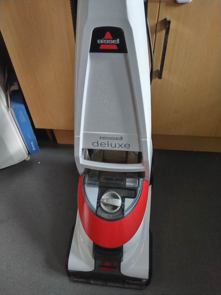 Carpet shampoo cleaner bissell with attachments and hose good condition good working order 