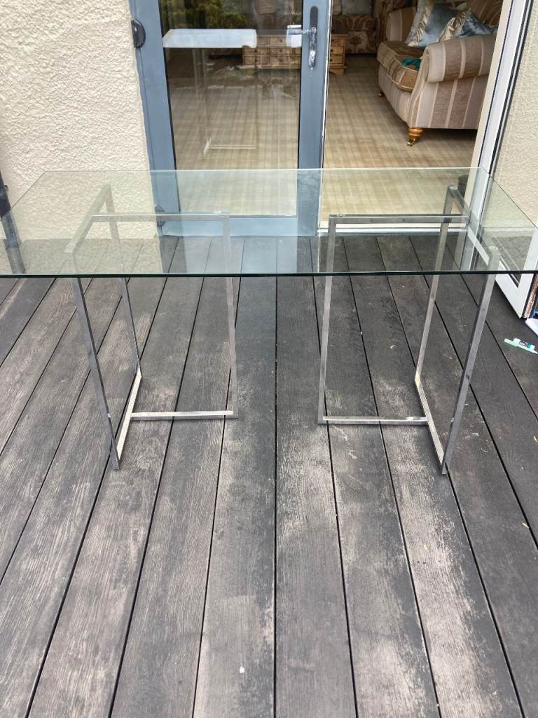 GLASS DESK WITH METAL FRAME LEGS - STRONG 
