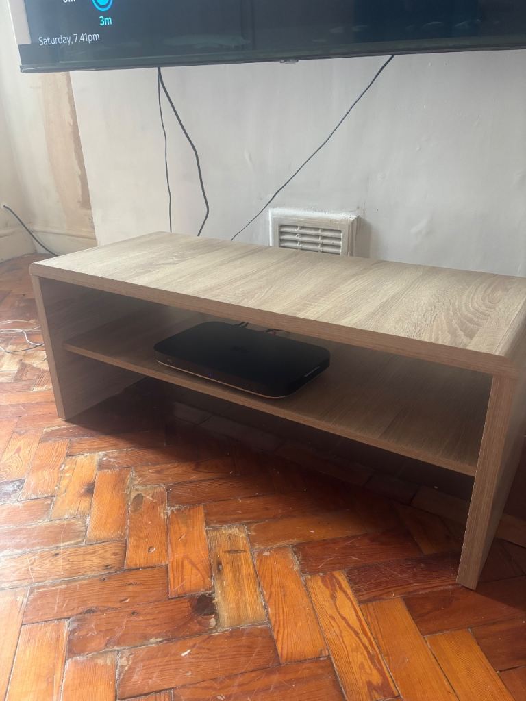 Light Beige Wood Effect TV Unit with Storage Shelf