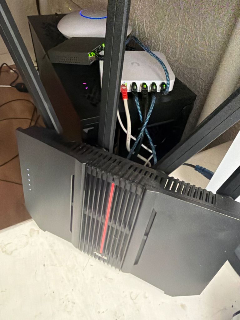ASUS RT-BE92U WIFI-7 Tri-Band
