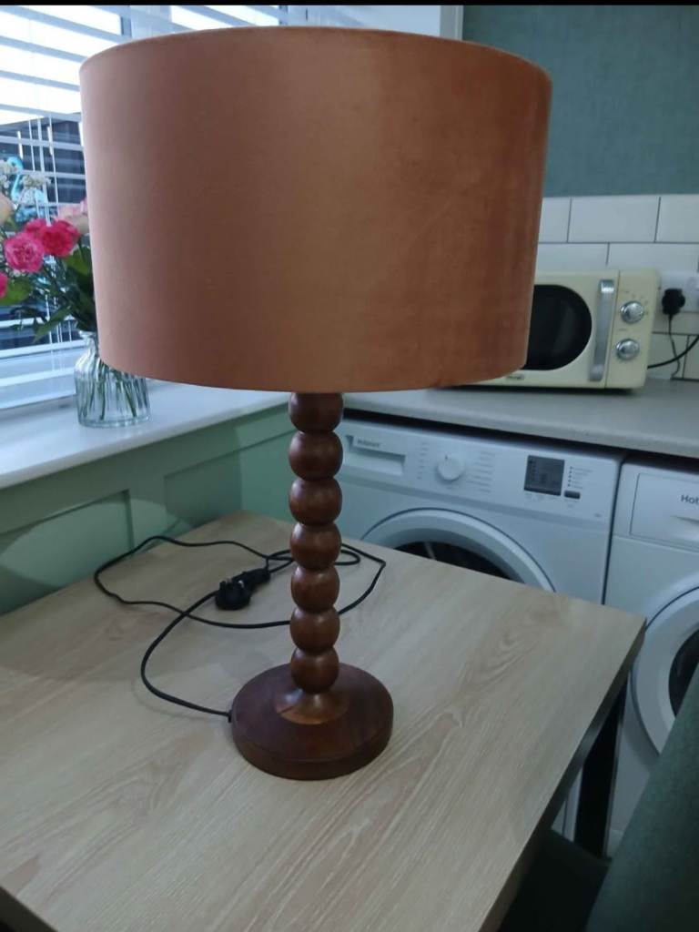 Mango wood lamp