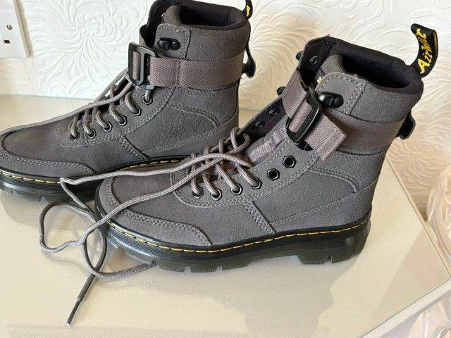 DR MARTENS - GREY SUEDE BOOTS