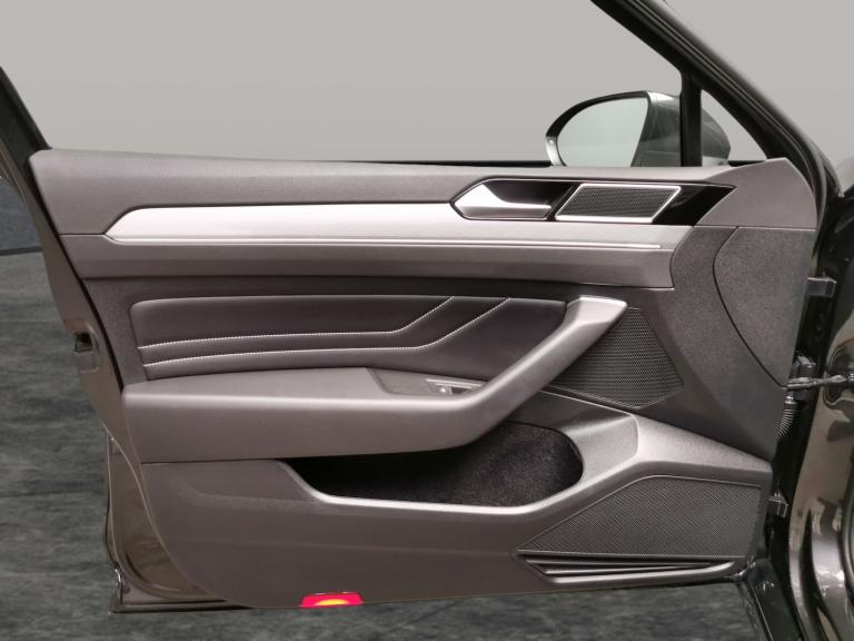 2022 Volkswagen Passat 1.4 TSI 13kWh GTE Saloon 4dr Petrol Plug-in Hybrid DSG Euro 6 (s/s) (218 p...