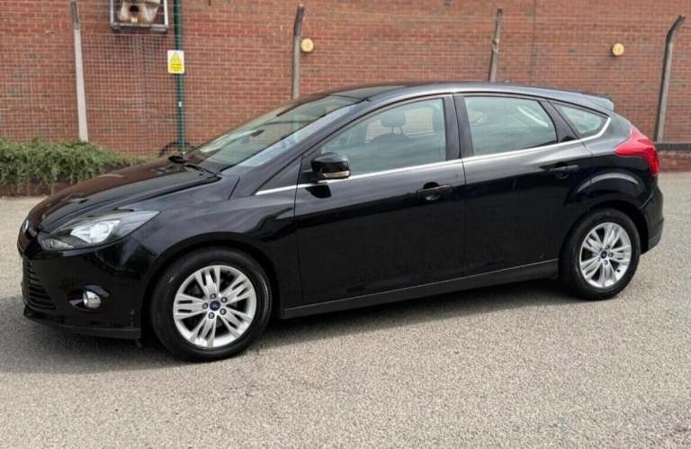 2014 Ford Focus 1.6 TDCi 115 Titanium Navigator 5dr HATCHBACK DIESEL Manual