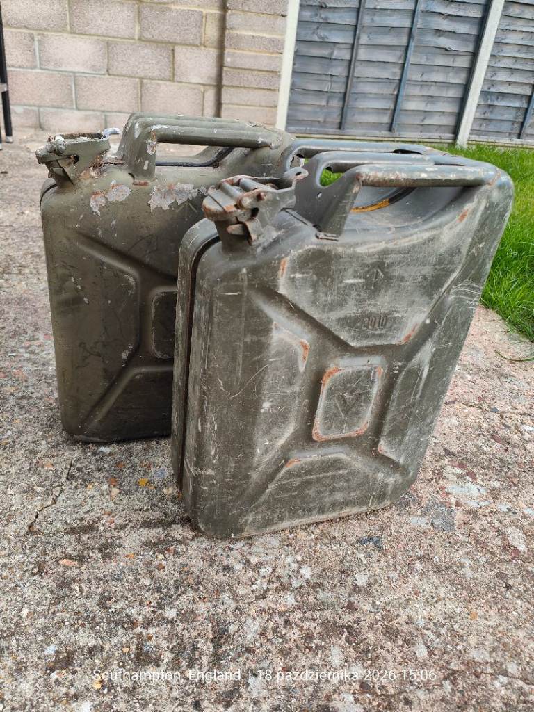Jerry cans 2x20L 