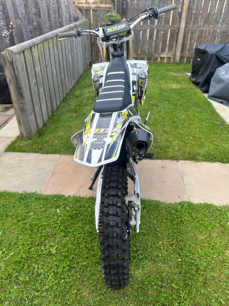 10Ten 250RX motocross bike for sale