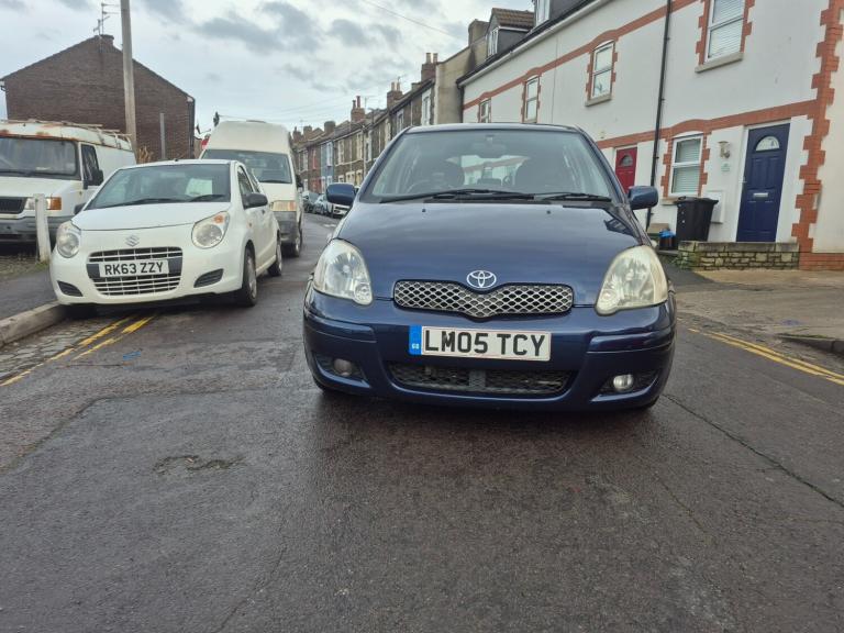 2005 Toyota Yaris 1.3 VVT-i T Spirit 5dr Auto HATCHBACK Petrol Automatic