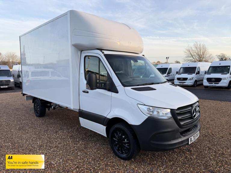 2020 Mercedes-Benz Sprinter 3.5t Progressive Chassis Cab Luton Diesel Manual