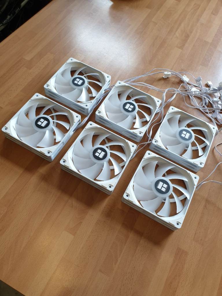 6x120mm Thermalright White ARGB Desktop PC Case Fan Set