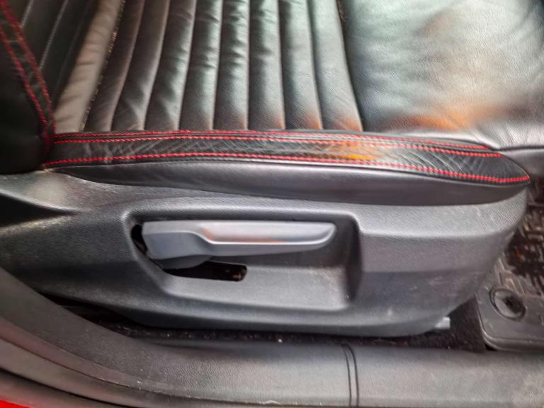 2015 Skoda Octavia 2.0 Octavia vRS TDI 4x4 Semi-Auto 4WD 5dr Hatchback Diesel Automatic