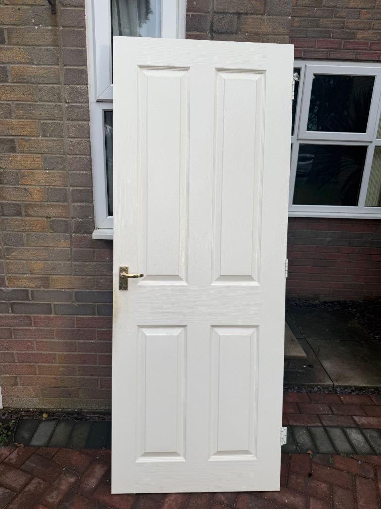 Internal doors (3) inc. handles and hinges.