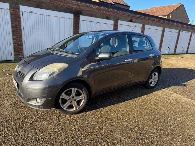 image for 2010 Toyota Yaris 1.33 VVT-i TR 5dr MMT [6] HATCHBACK Petrol Automatic
