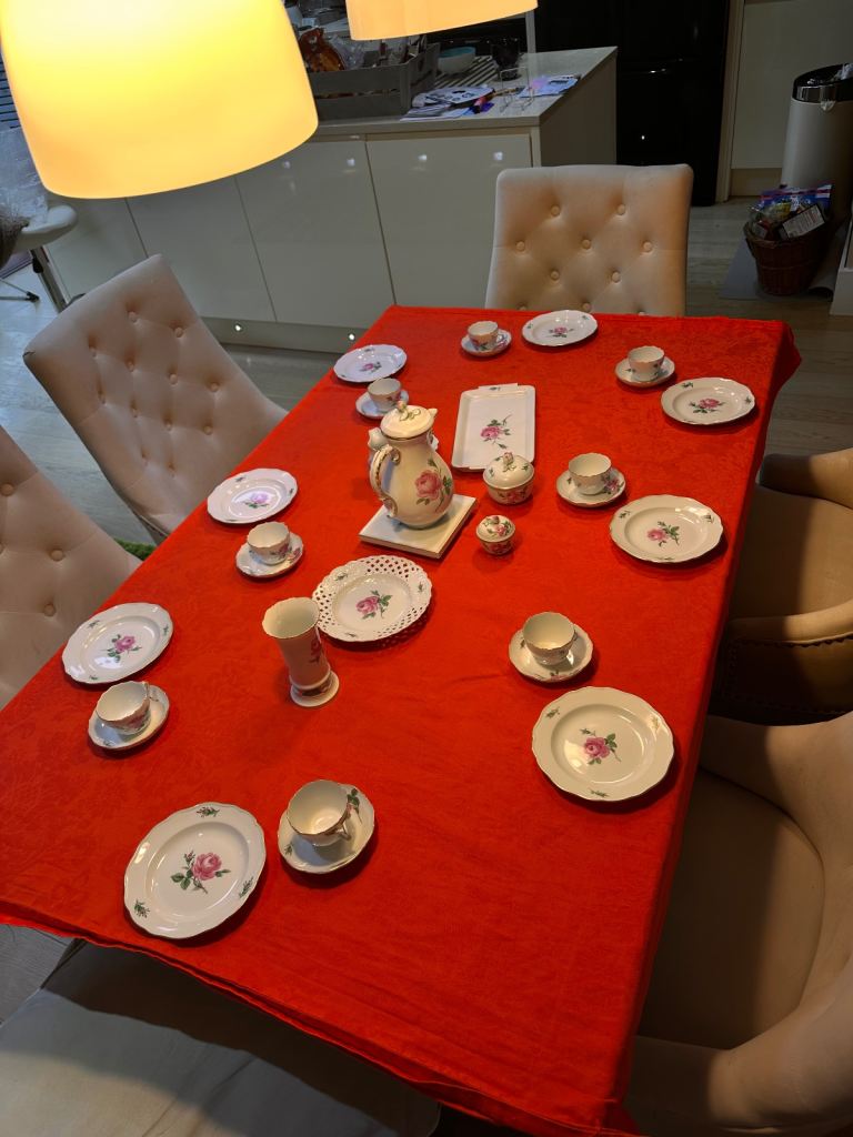 Meissen Antique complete china tea set 8 persons