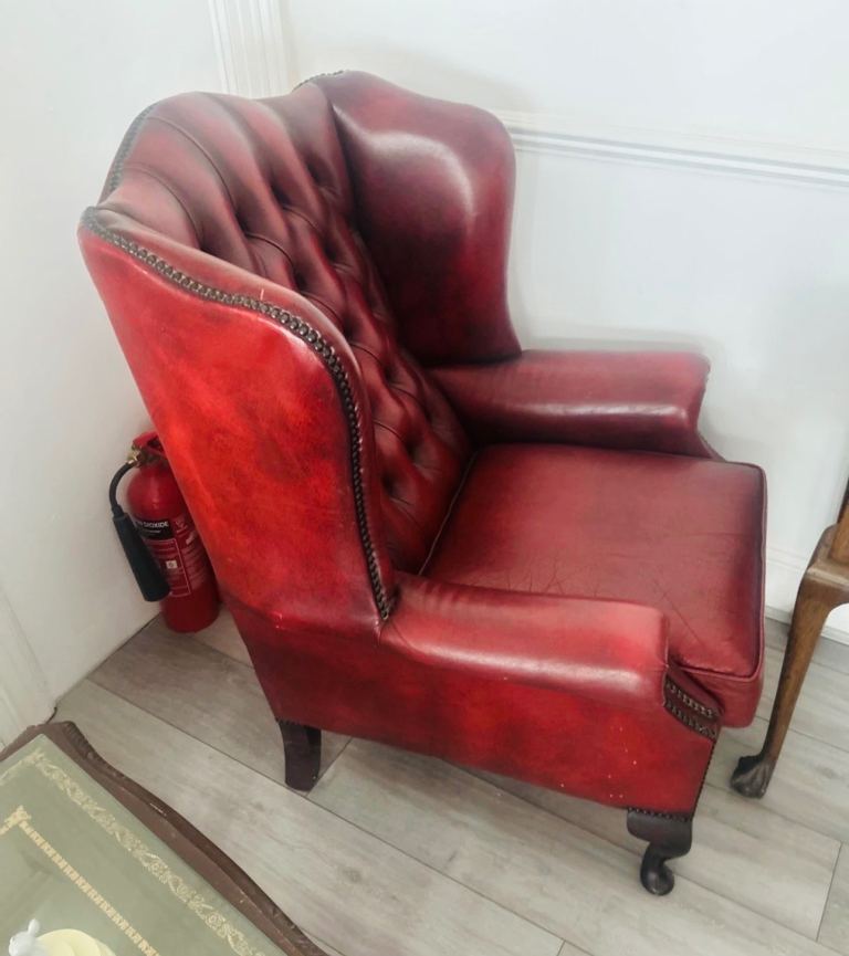 Comfy Oxblood Leather Chesterfield Armchair – Good Condition