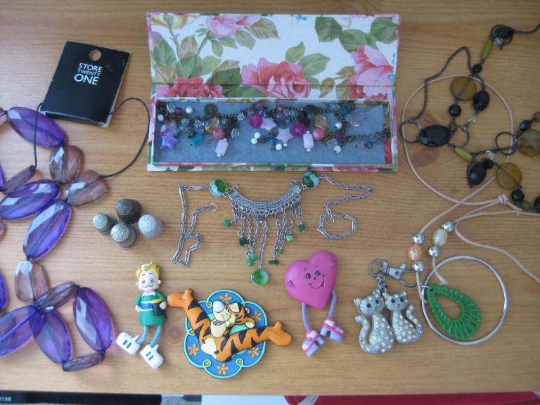 MIXED JEWELLERY BARGAIN BUNDLE