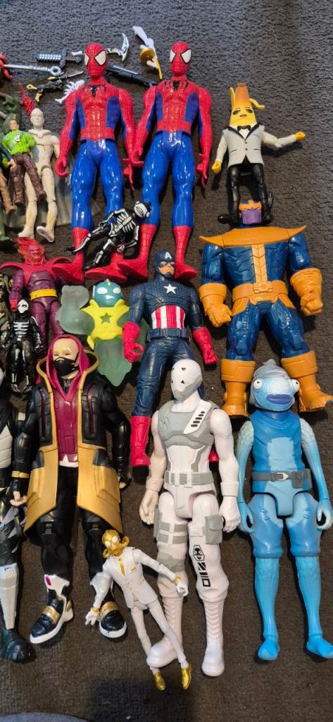 Action figures 