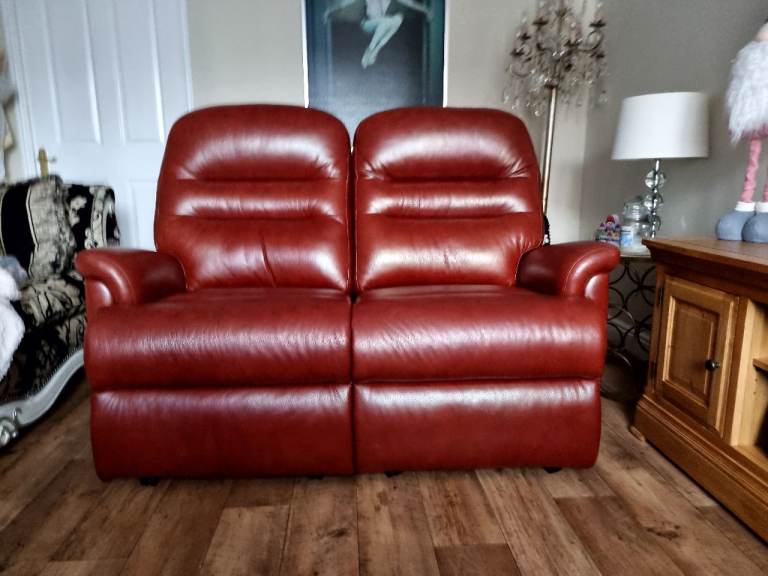 Sherborne Keswick,Leather, As new, Two Seater Sofa ,Delivery